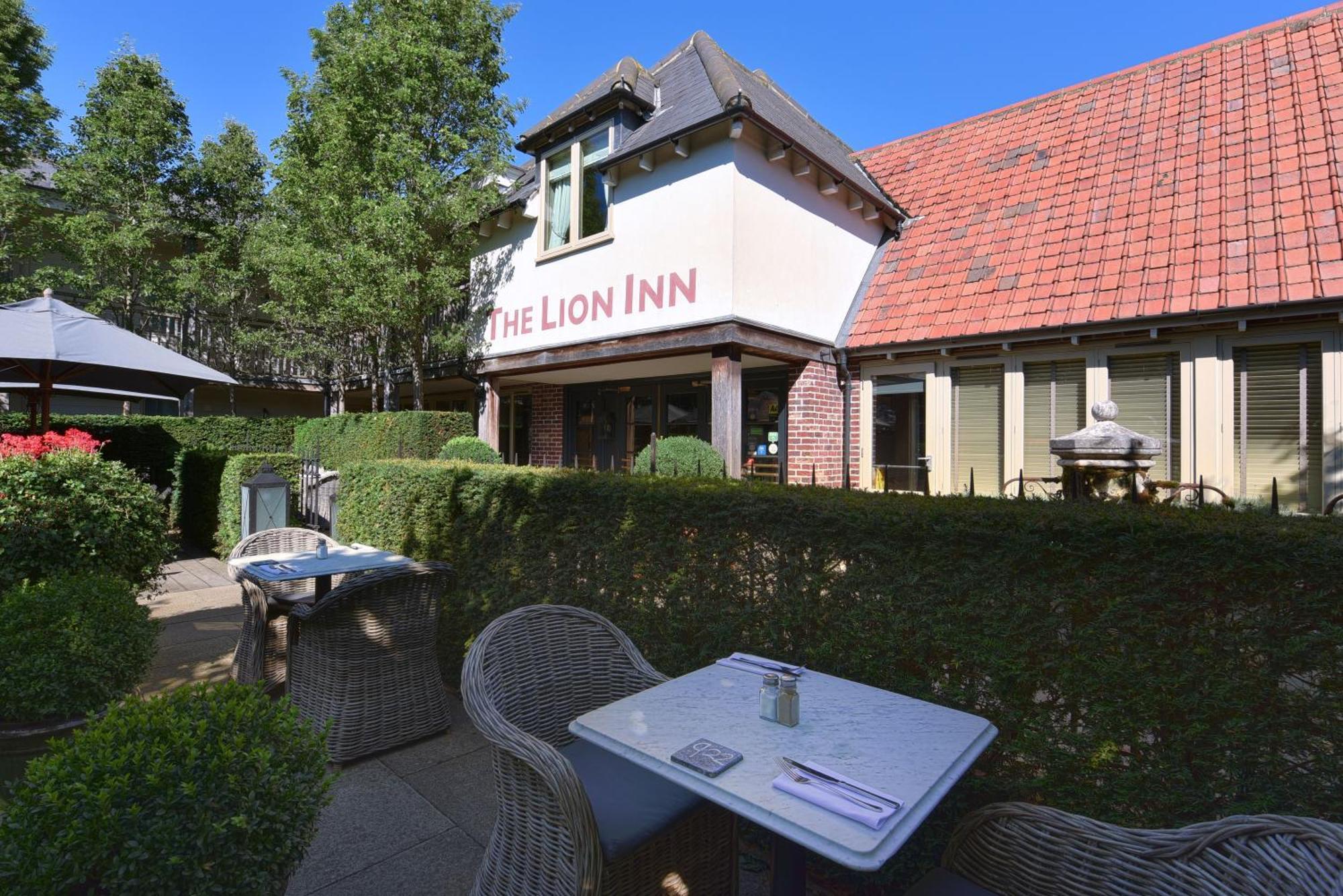 The Lion Inn Chelmsford Exterior photo